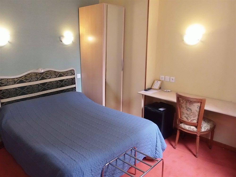 Hotel Memorial Saint-Quentin  Bagian luar foto
