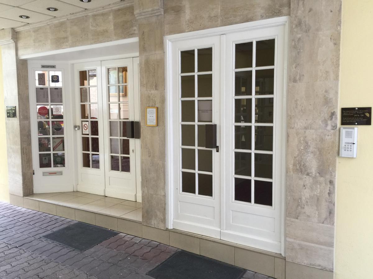 Hotel Memorial Saint-Quentin  Bagian luar foto