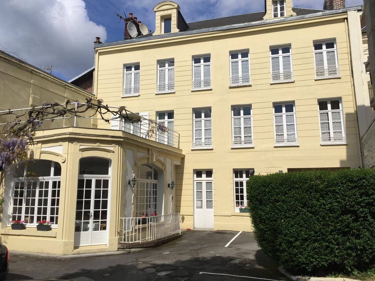 Hotel Memorial Saint-Quentin  Bagian luar foto