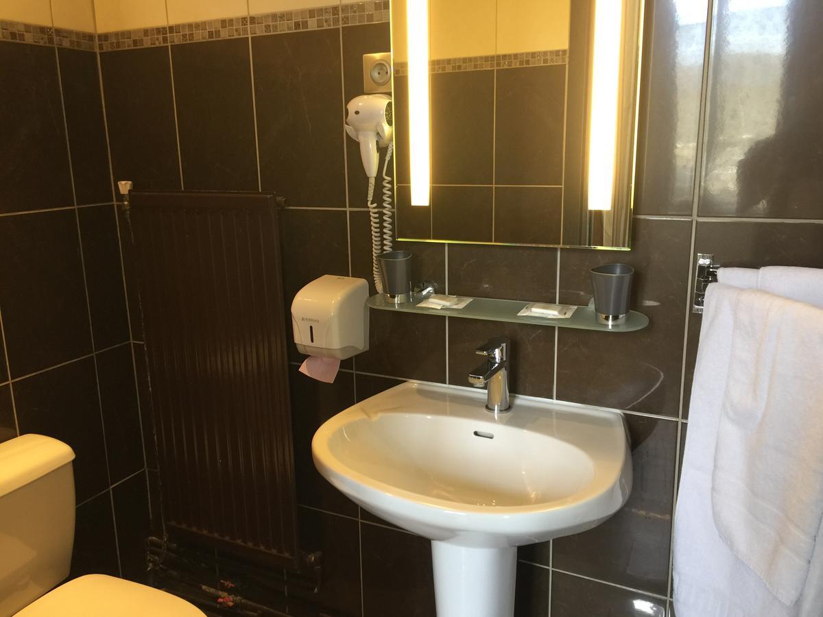 Hotel Memorial Saint-Quentin  Bagian luar foto