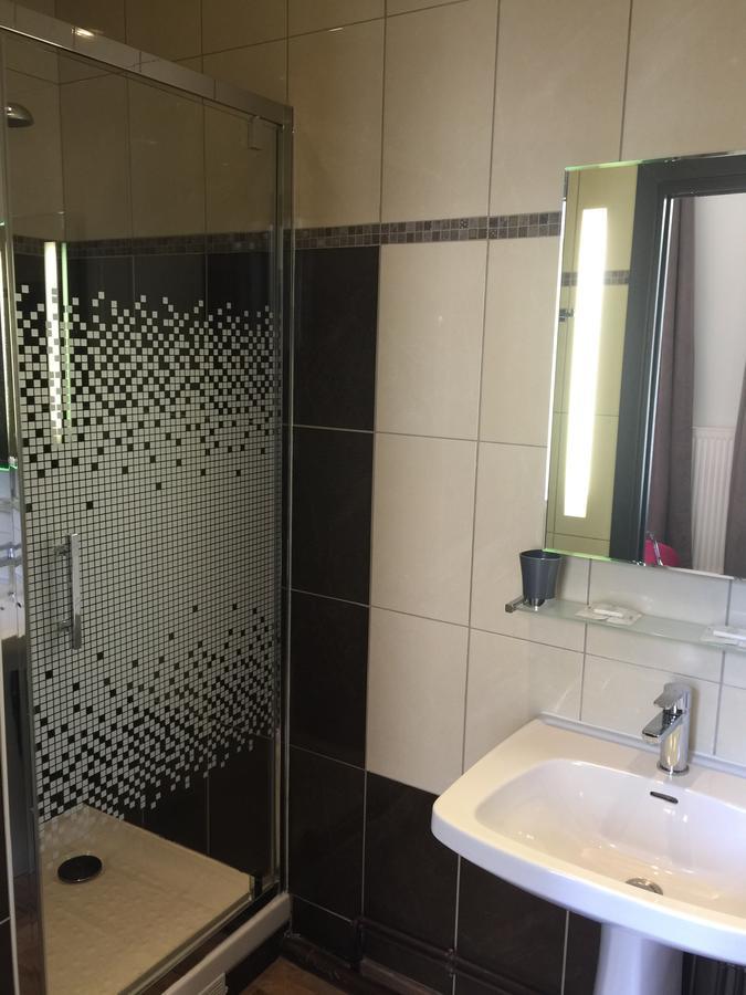 Hotel Memorial Saint-Quentin  Bagian luar foto