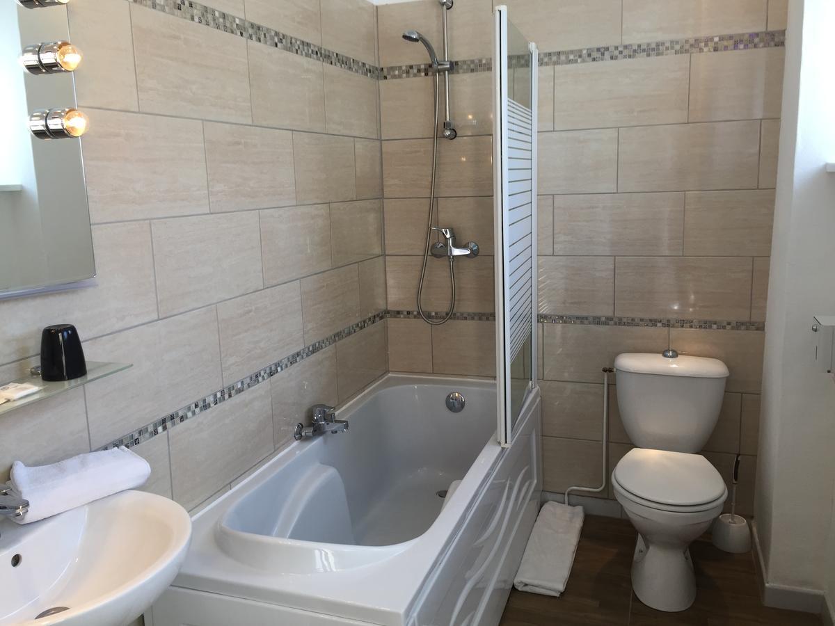 Hotel Memorial Saint-Quentin  Bagian luar foto