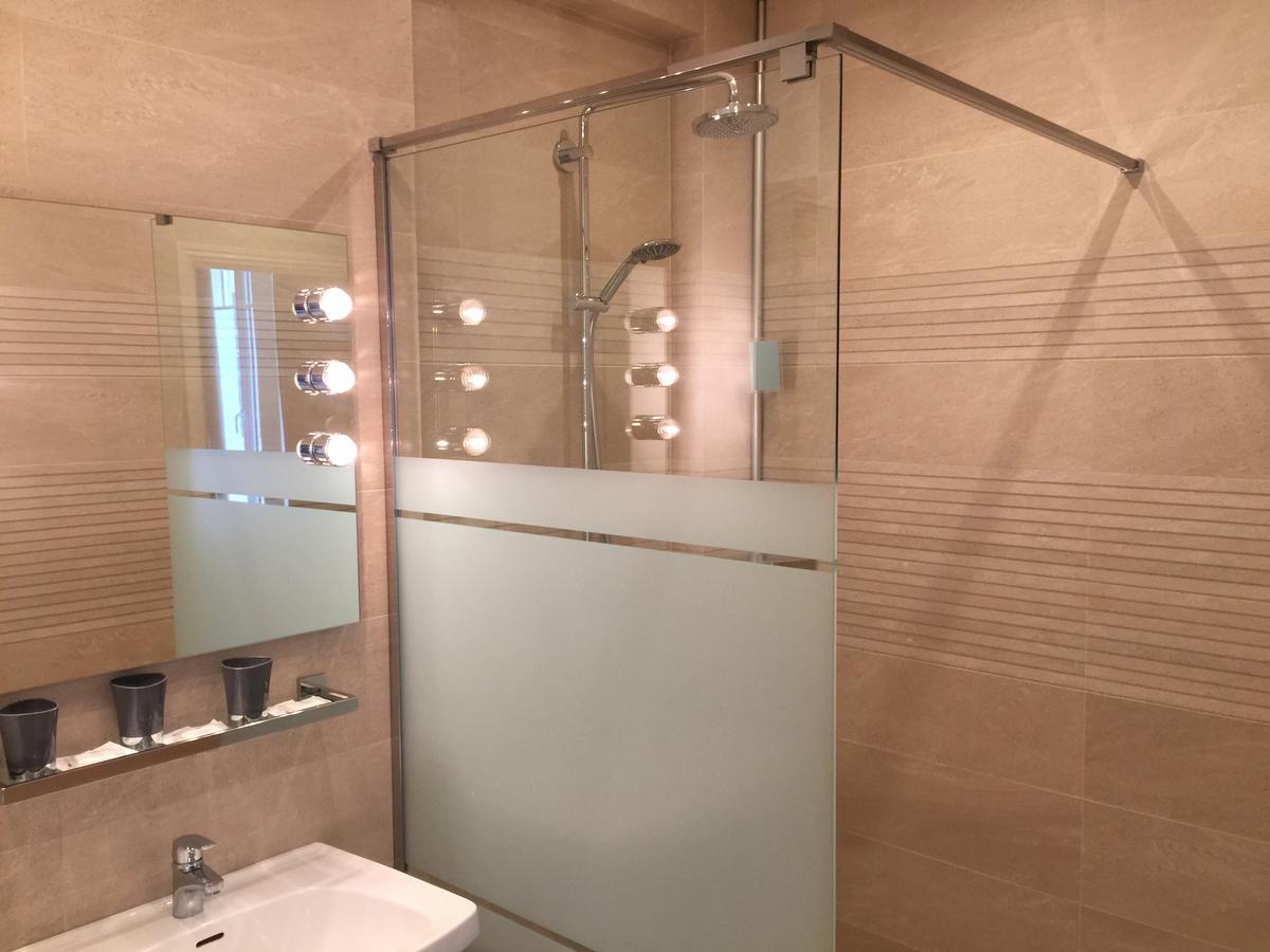 Hotel Memorial Saint-Quentin  Bagian luar foto