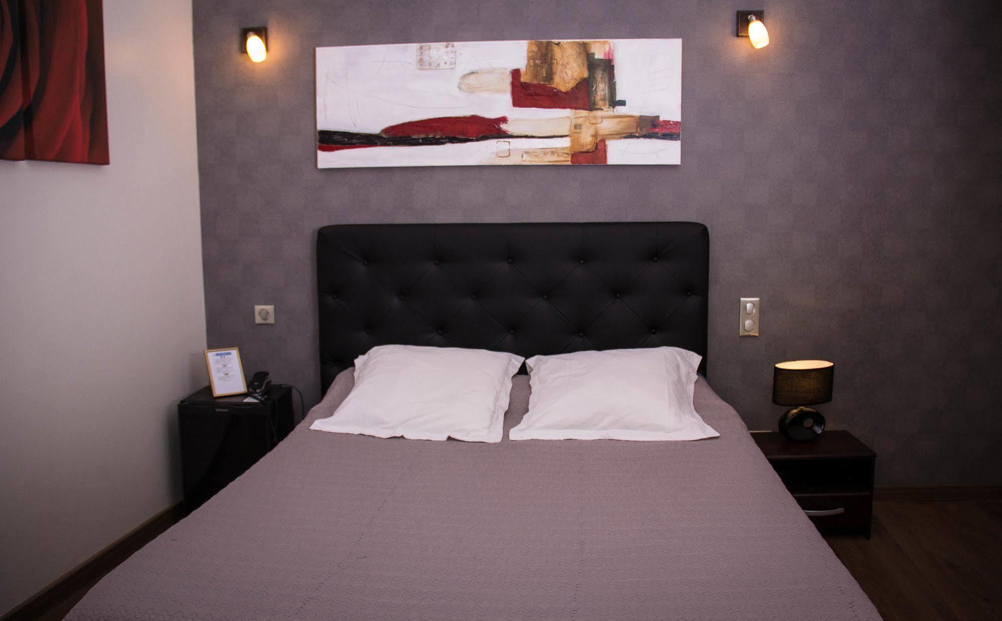 Hotel Memorial Saint-Quentin  Bagian luar foto