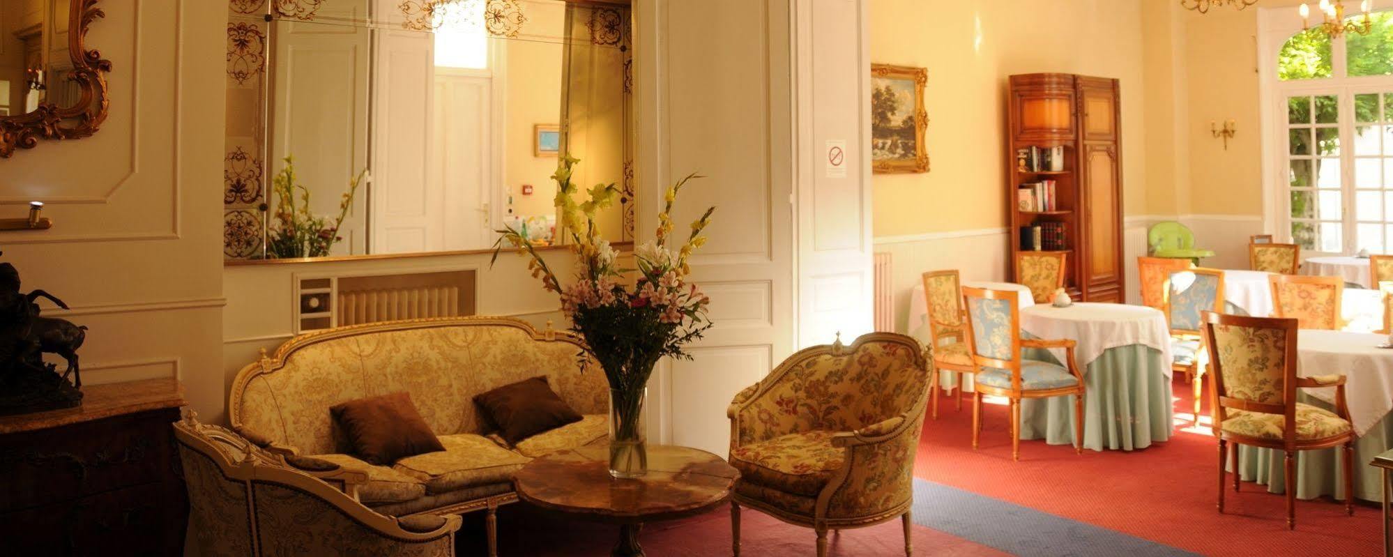 Hotel Memorial Saint-Quentin  Bagian luar foto